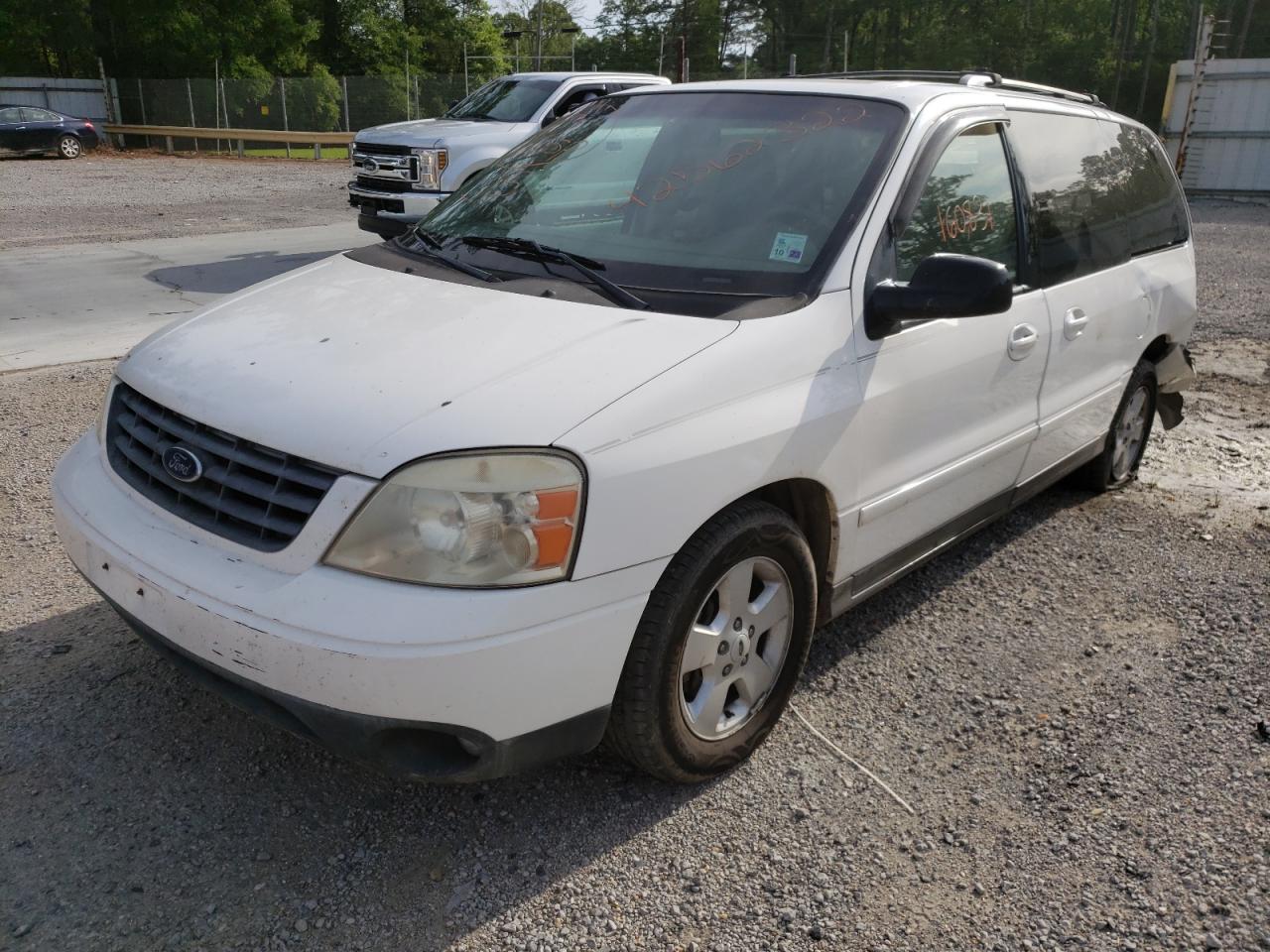 Photo 2 from auction – 2004 FORD FREESTAR S with VIN 2FMZA57694BB04644