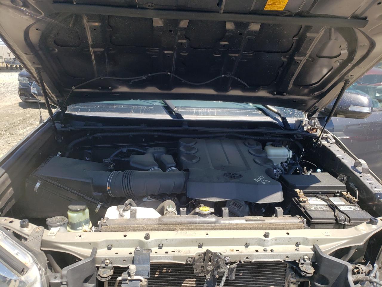 Photo 7 from auction – 2011 TOYOTA 4RUNNER SR with VIN JTEBU5JR0B5075953
