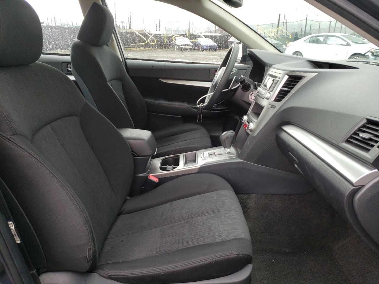 Photo 5 from auction – 2014 SUBARU LEGACY 2.5 with VIN 4S3BMBA63E3030742