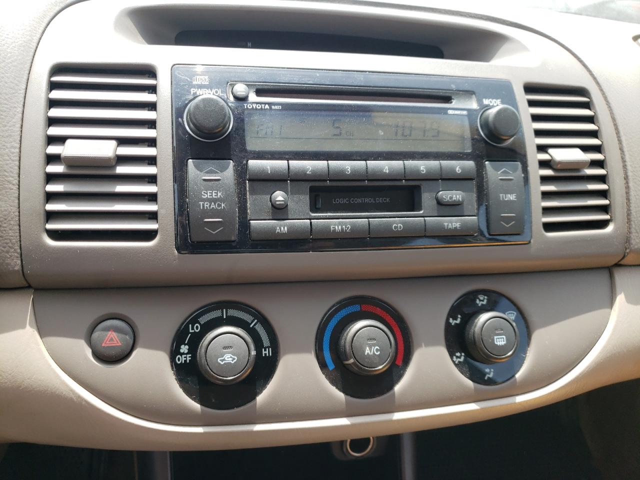 Photo 9 from auction – 2003 TOYOTA CAMRY LE with VIN 4T1BE32K63U651510