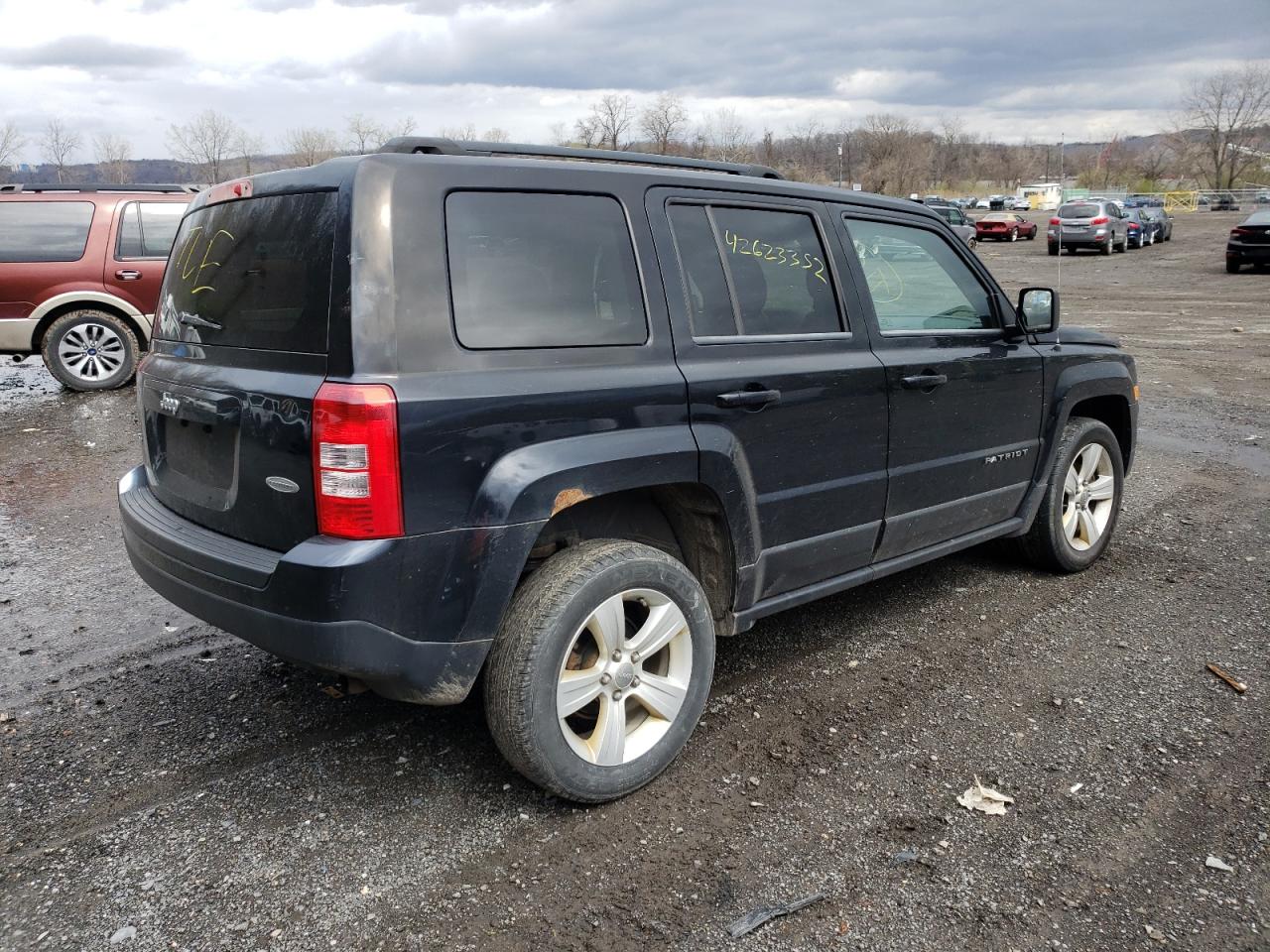 Photo 4 from auction – 2014 JEEP PATRIOT LA with VIN 1C4NJRFB7ED577009