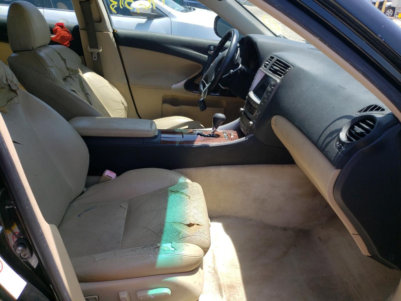 Photo 5 from auction – 2006 LEXUS IS 250 with VIN JTHCK262562004438