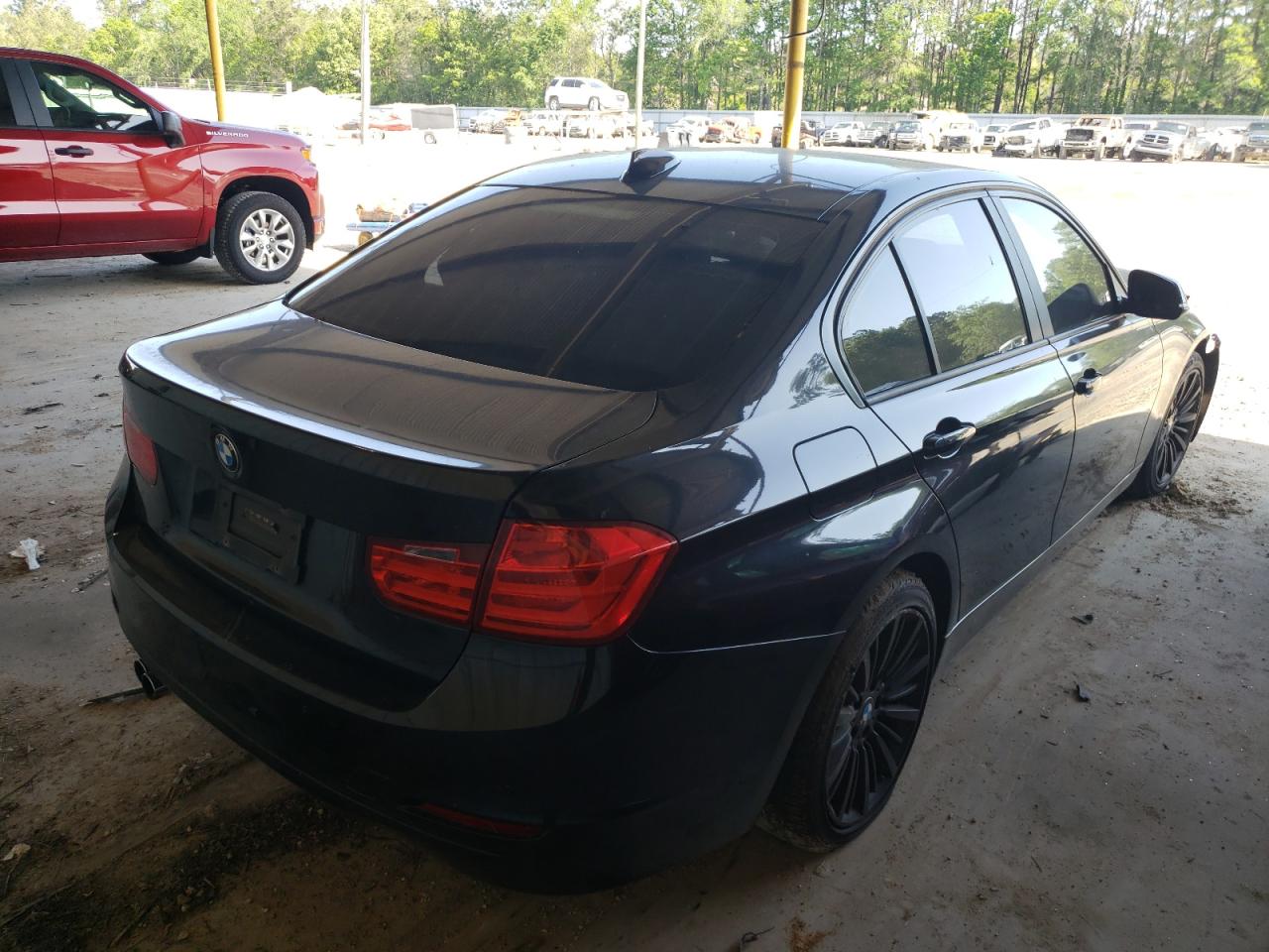 Photo 4 from auction – 2013 BMW 328 I with VIN WBA3A5C50DF352025