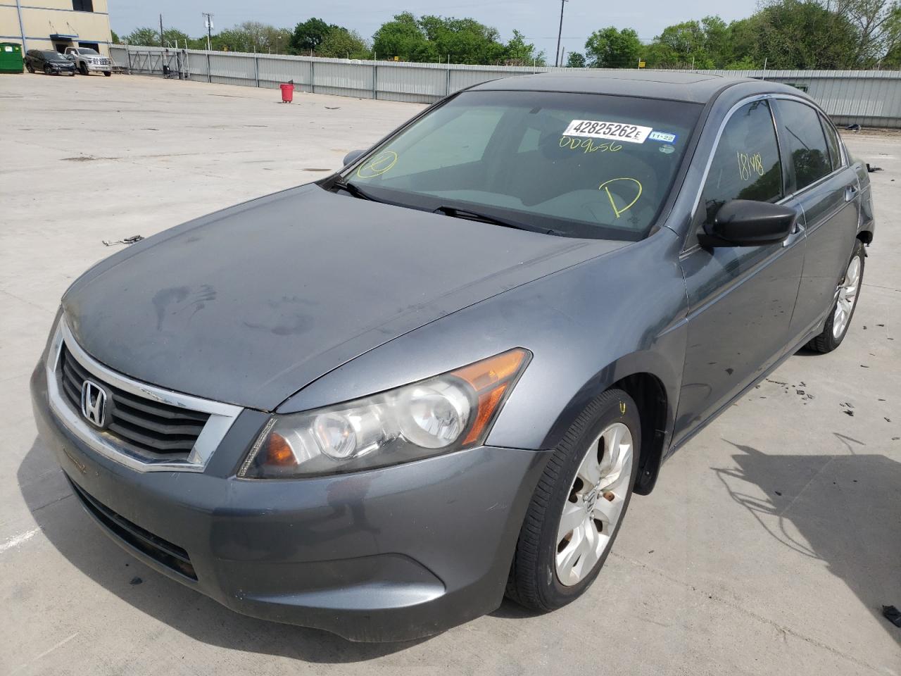 Photo 2 from auction – 2008 HONDA ACCORD EX with VIN JHMCP26748C009656