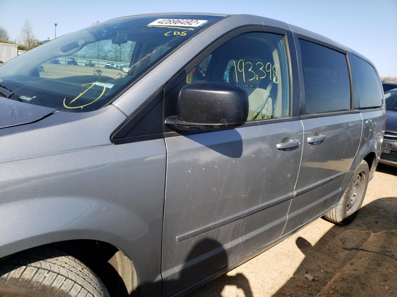 Photo 10 from auction – 2015 DODGE GRAND CARA with VIN 2C4RDGBG9FR507279