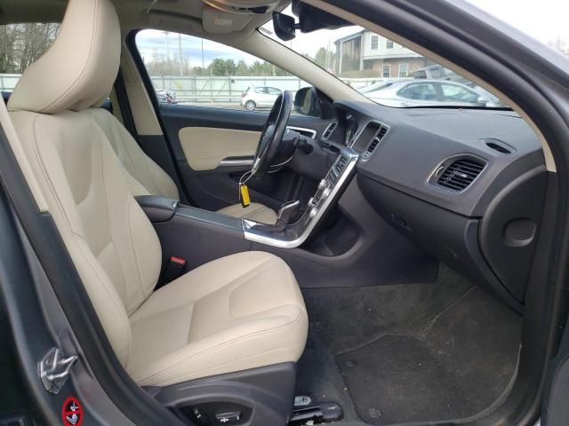 Photo 5 from auction – 2017 VOLVO S60 PREMIE with VIN LYV402TK1HB143127