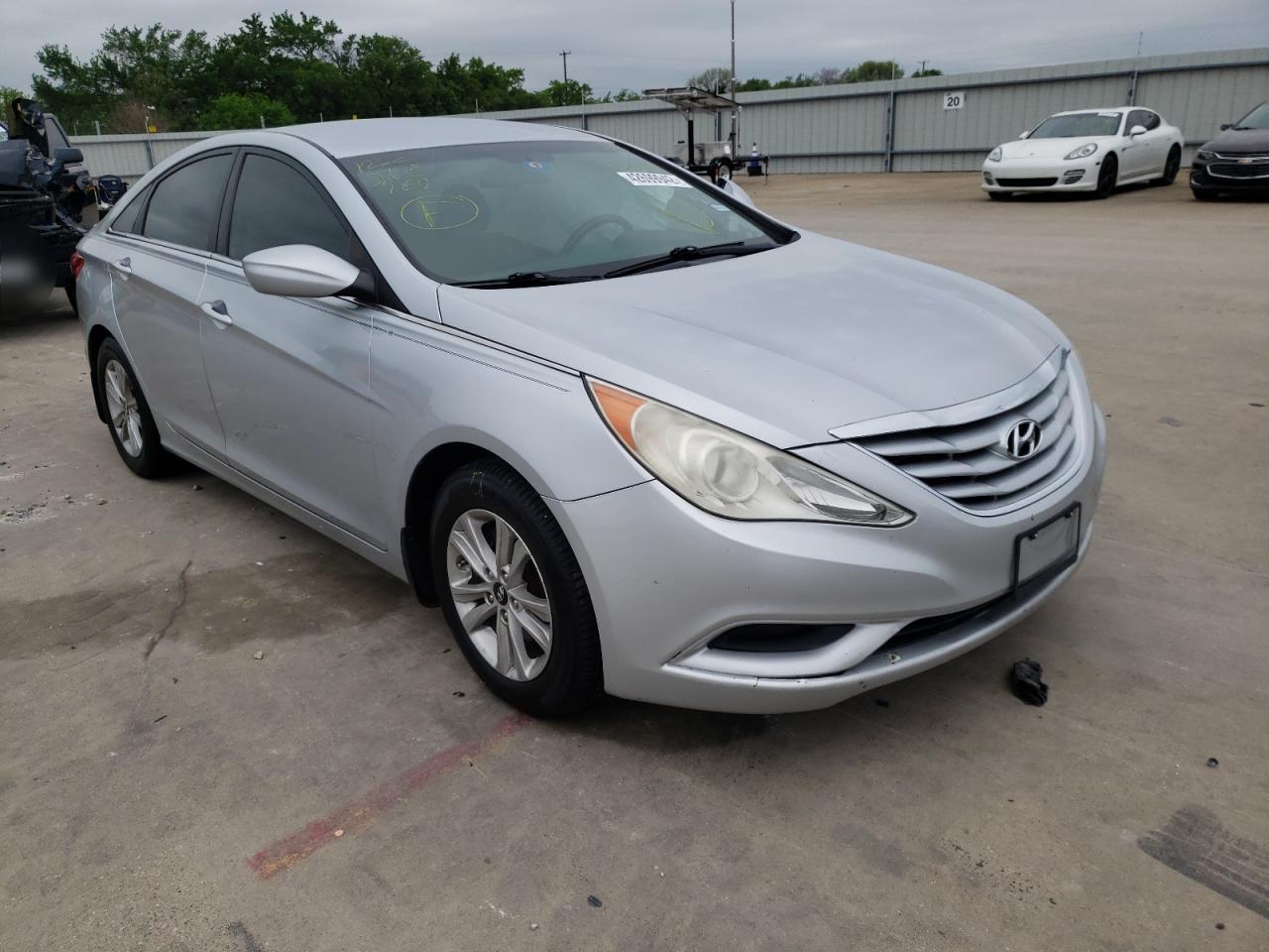 HYUNDAI SONATA GLS 2011 with VIN 5NPEB4AC8BH203028 - Photo from auction