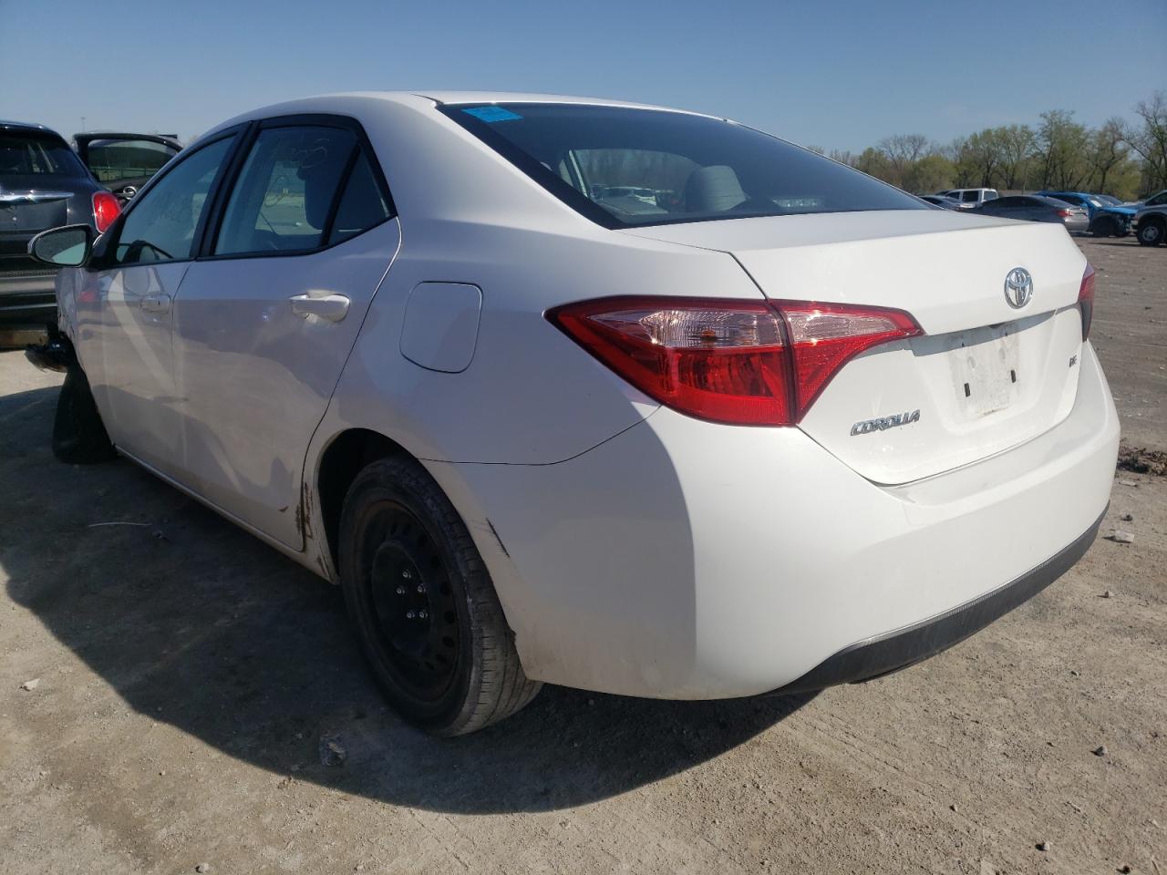Photo 3 from auction – 2018 TOYOTA COROLLA L with VIN 5YFBURHE2JP818130