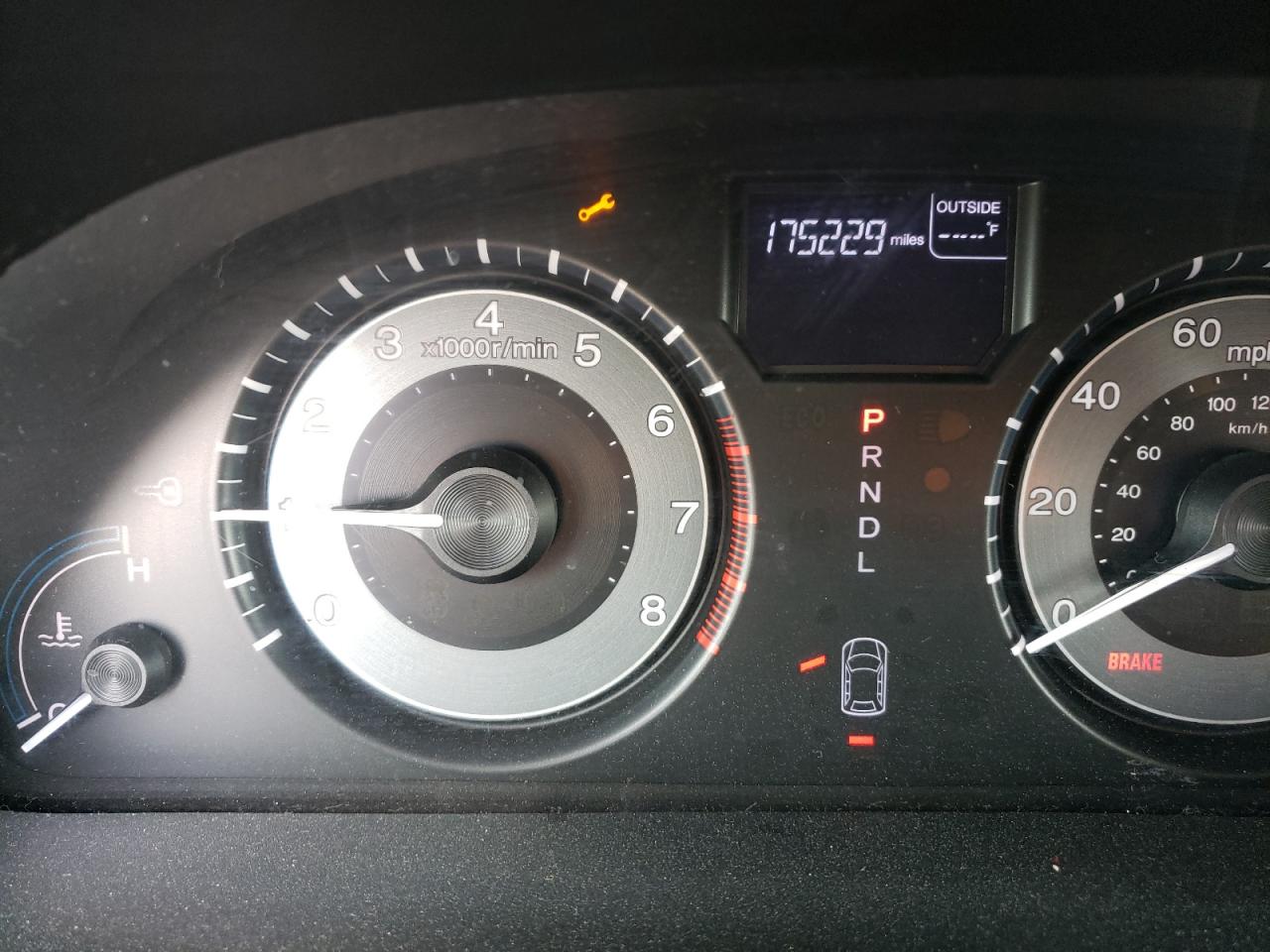Photo 8 from auction – 2011 HONDA ODYSSEY EX with VIN 5FNRL5H62BB025703