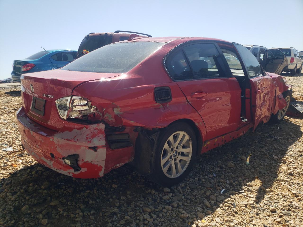 Photo 4 from auction – 2006 BMW 325 I AUTO with VIN WBAVB17586NK36041