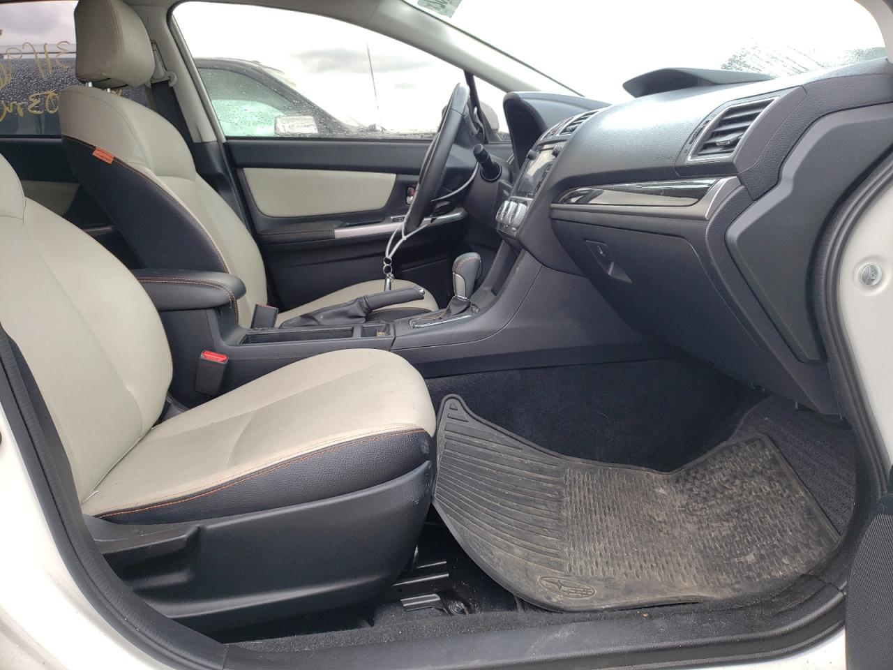Photo 5 from auction – 2016 SUBARU CROSSTREK with VIN JF2GPANCXG8311452