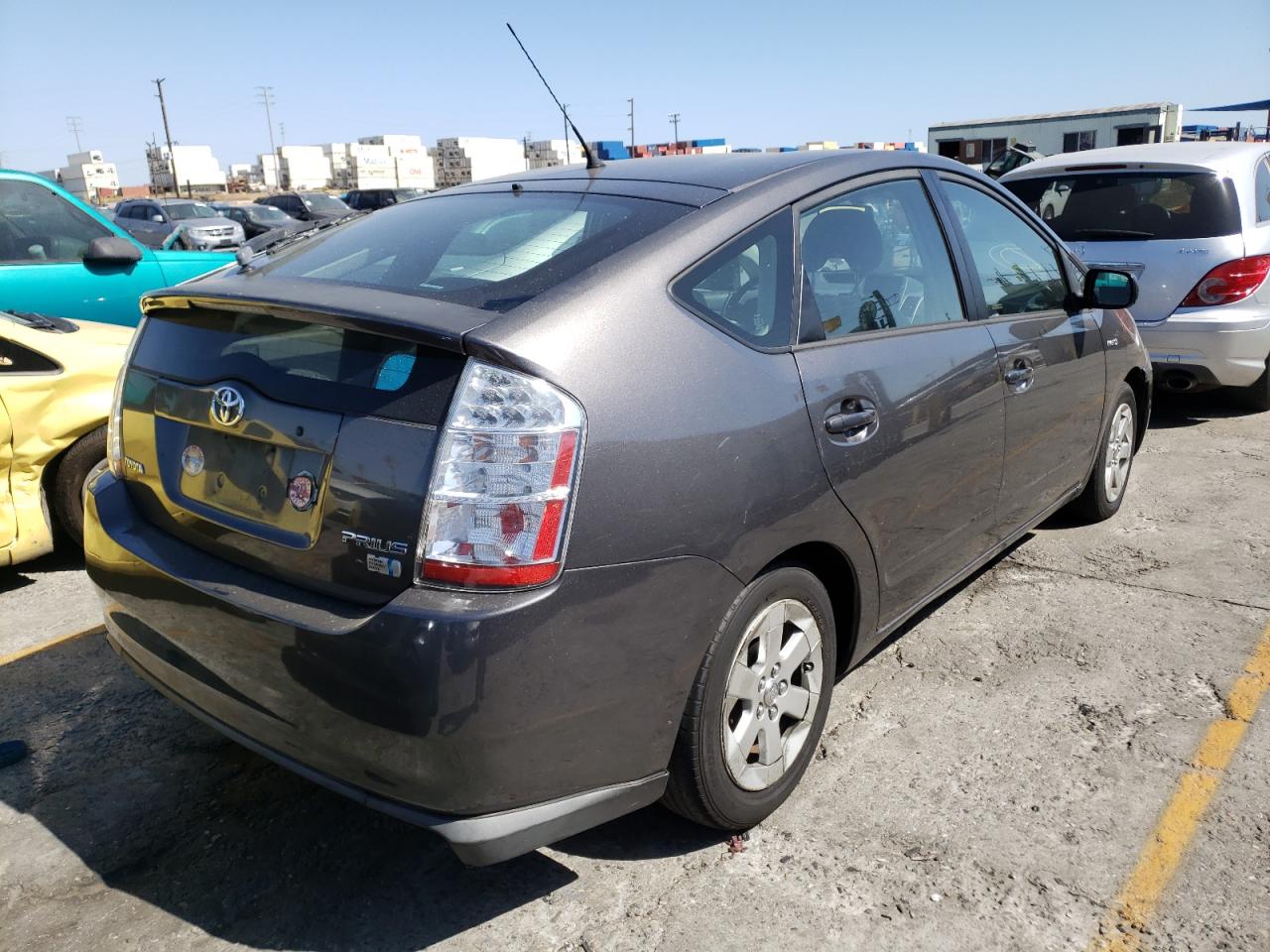 Photo 4 from auction – 2006 TOYOTA PRIUS with VIN JTDKB20U163182302