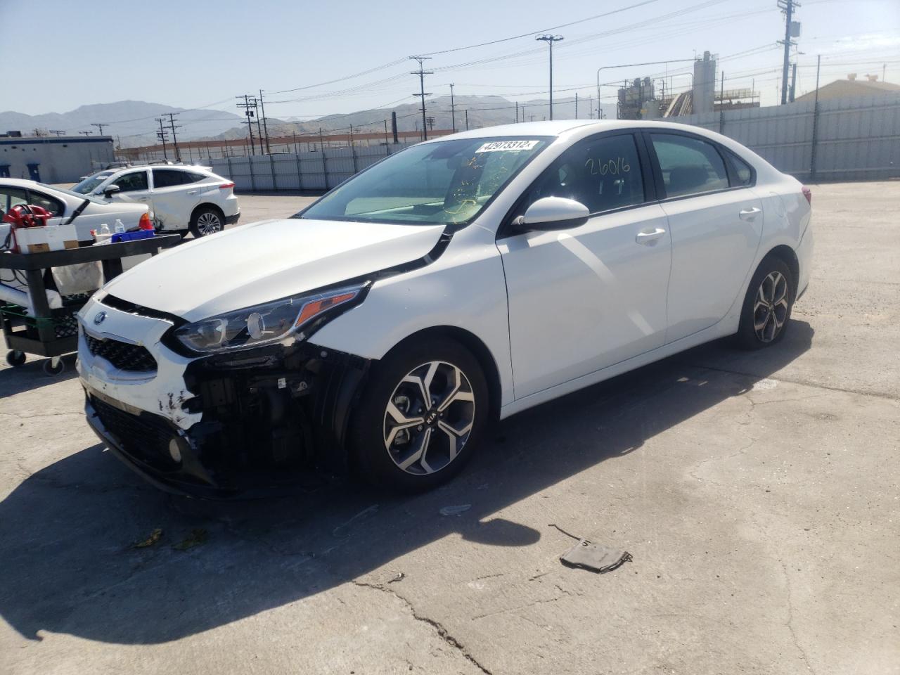 Photo 2 from auction – 2020 KIA FORTE FE with VIN 3KPF24AD9LE227759