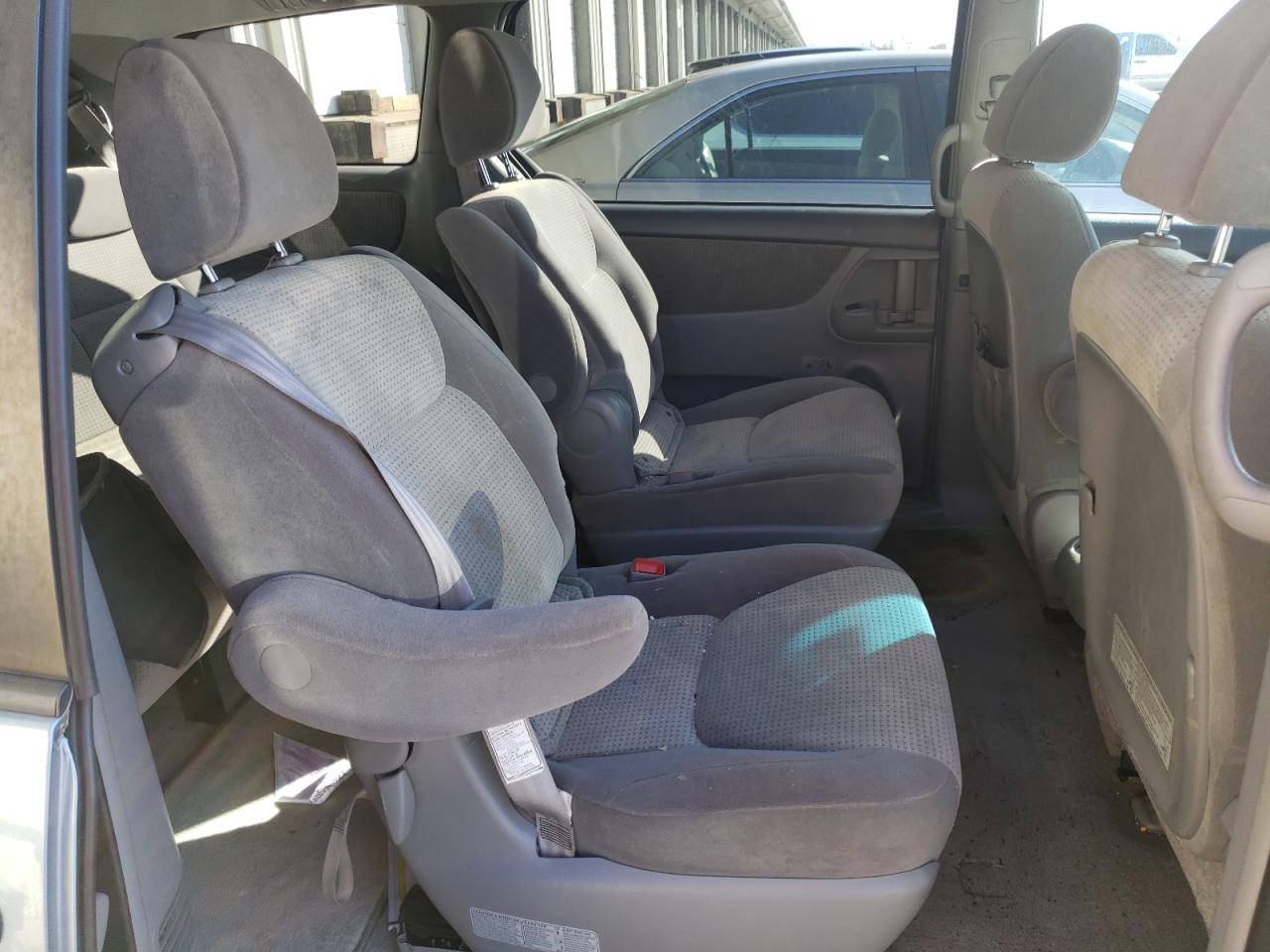 Photo 6 from auction – 2009 TOYOTA SIENNA CE with VIN 5TDZK23C09S268950
