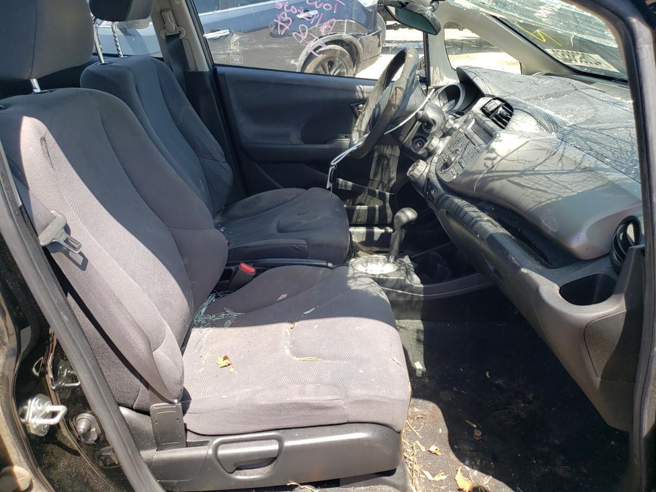 Photo 5 from auction – 2013 HONDA FIT with VIN JHMGE8H31DC077587