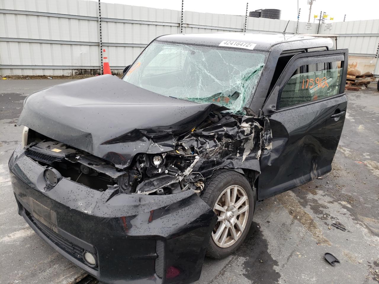 Photo 9 from auction – 2011 TOYOTA SCION XB with VIN JTLZE4FE2B1141768