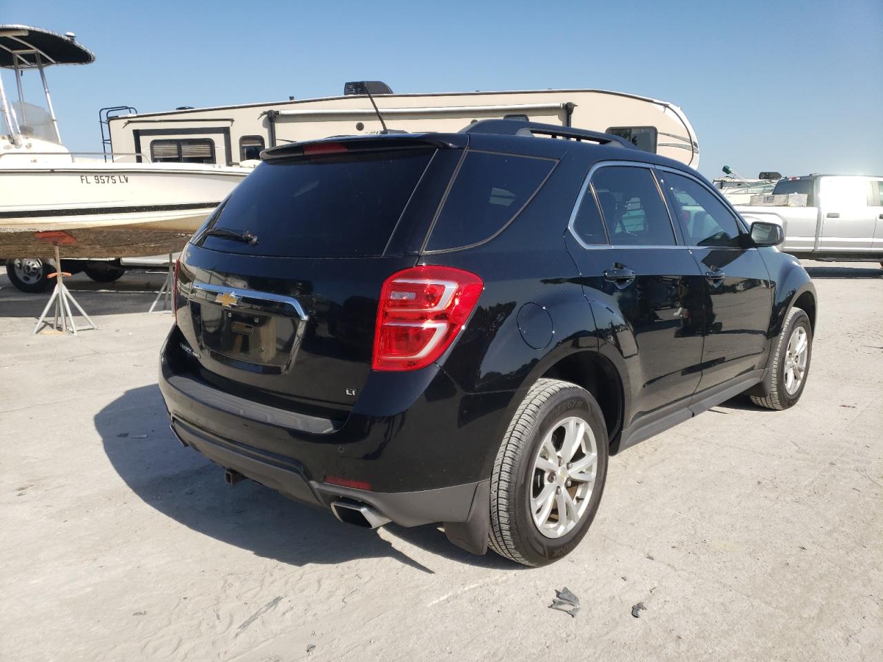 Photo 4 from auction – 2017 CHEVROLET EQUINOX LT with VIN 2GNFLFE34H6297968