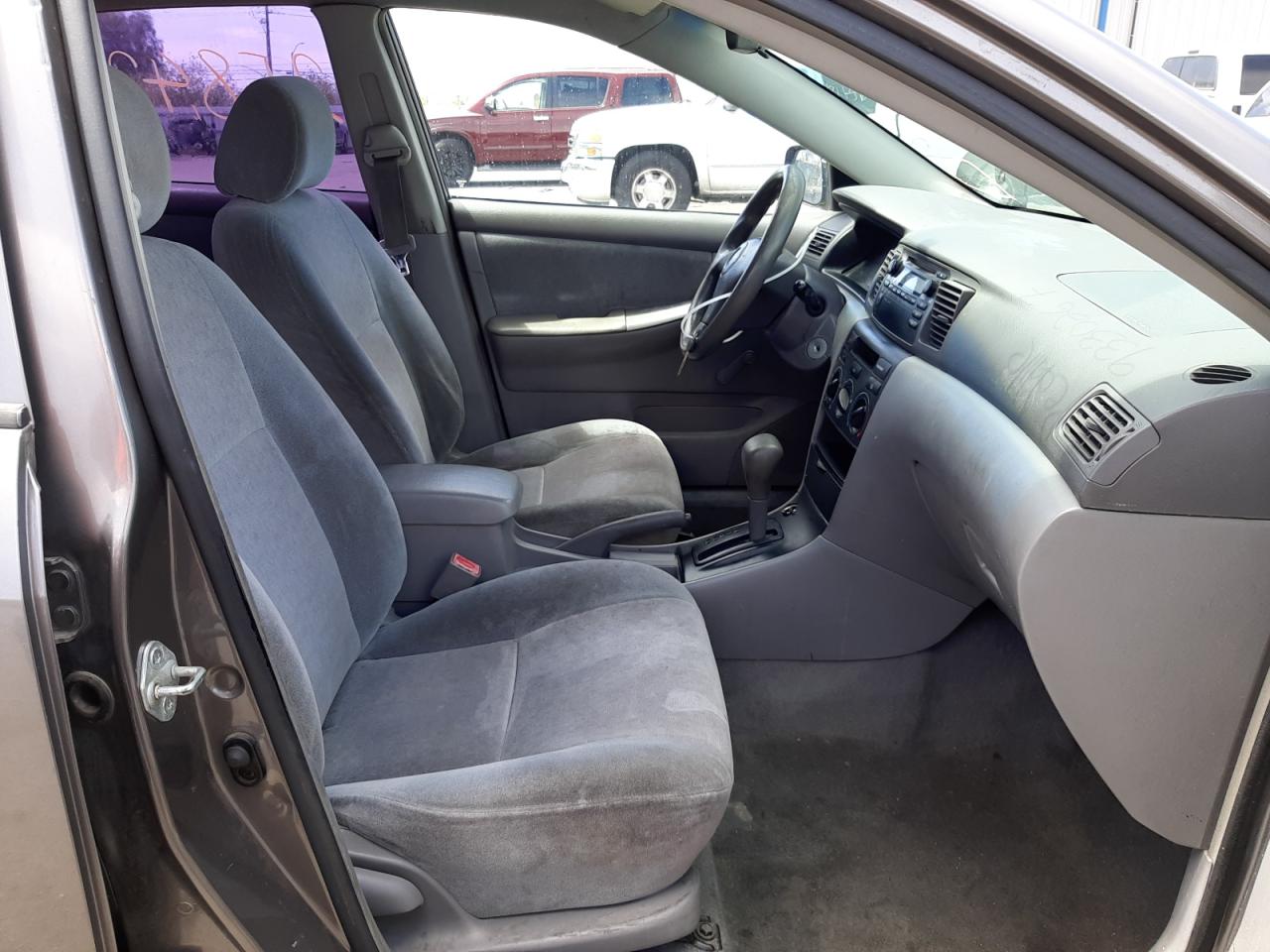Photo 5 from auction – 2003 TOYOTA COROLLA CE with VIN 1NXBR32E73Z021316