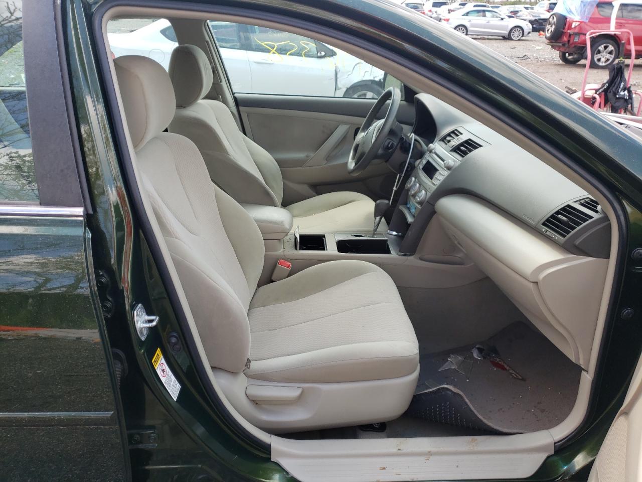 Photo 5 from auction – 2011 TOYOTA CAMRY BASE with VIN 4T1BF3EK3BU736683