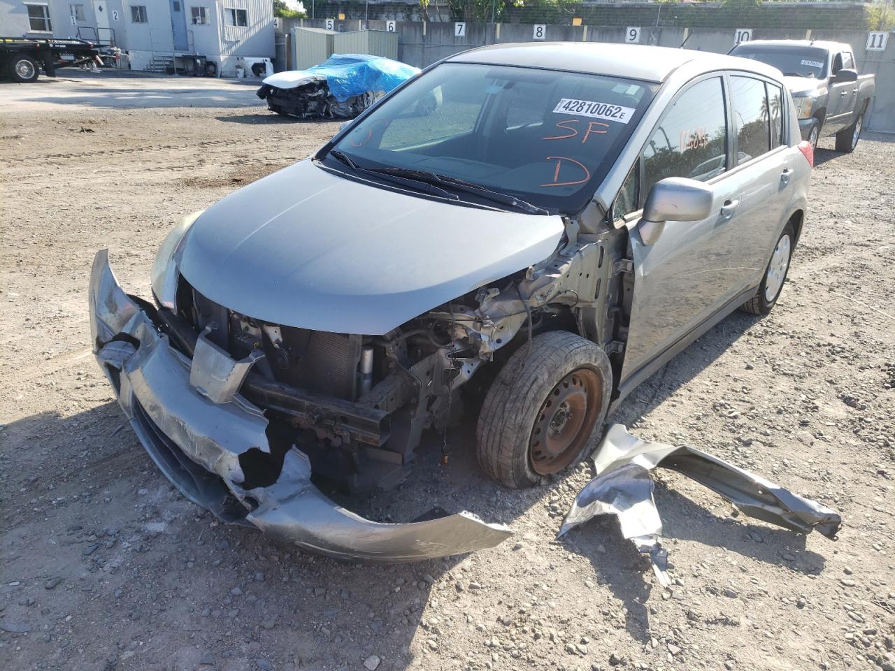 Photo 2 from auction – 2010 NISSAN VERSA S with VIN 3N1BC1CP1AL403197