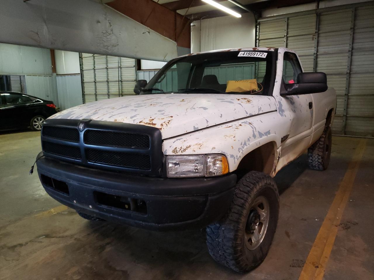 Photo 2 from auction – 1996 DODGE RAM 2500 with VIN 1B7KF26C4TJ198178