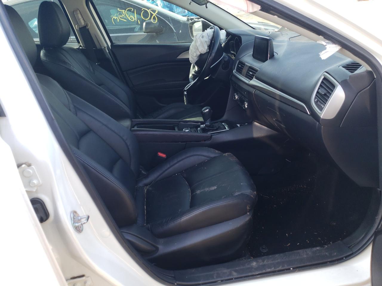 Photo 5 from auction – 2017 MAZDA 3 TOURING with VIN 3MZBN1V71HM105223