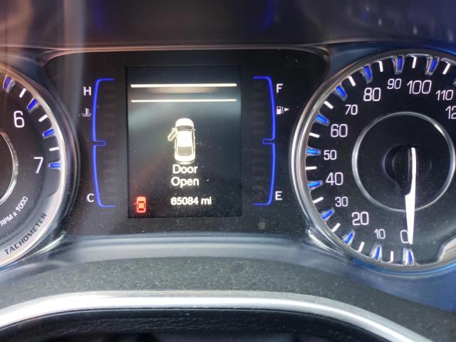 Photo 8 from auction – 2016 CHRYSLER 200 LIMITE with VIN 1C3CCCAB9GN175287