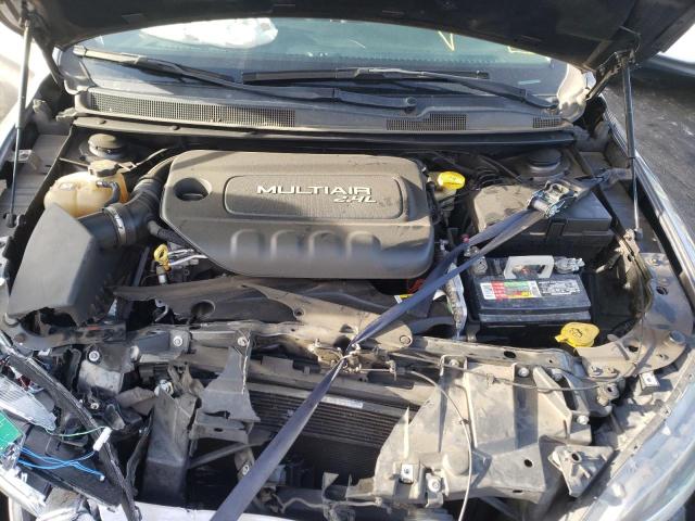 Photo 7 from auction – 2015 CHRYSLER 200 LIMITE with VIN 1C3CCCAB0FN691732
