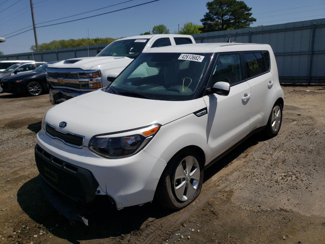 Photo 2 from auction – 2015 KIA SOUL with VIN KNDJN2A20F7224922