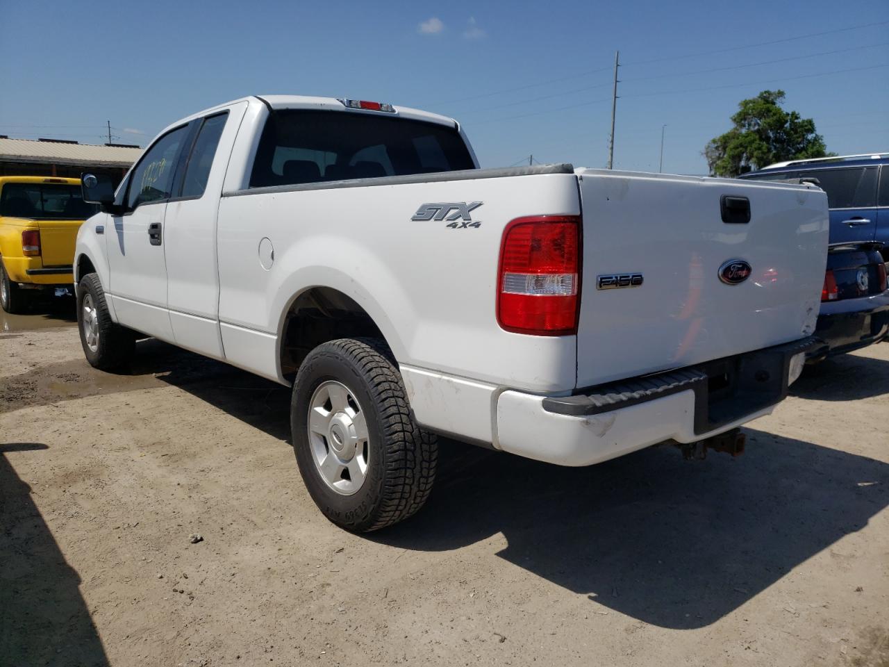 Photo 3 from auction – 2004 FORD F150 with VIN 1FTRX14W94FA35291