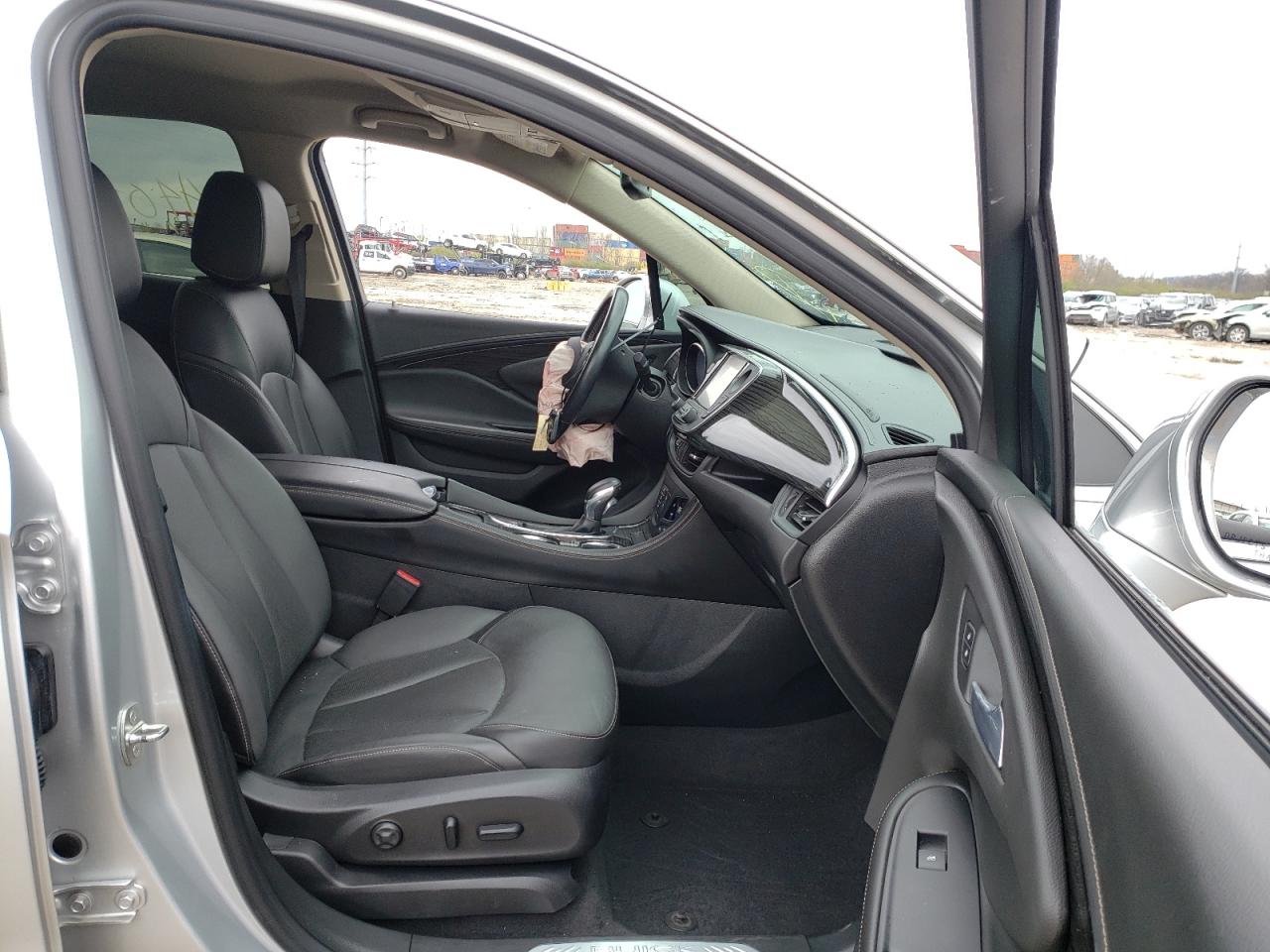 Photo 5 from auction – 2017 BUICK ENVISION E with VIN LRBFXDSA5HD108488