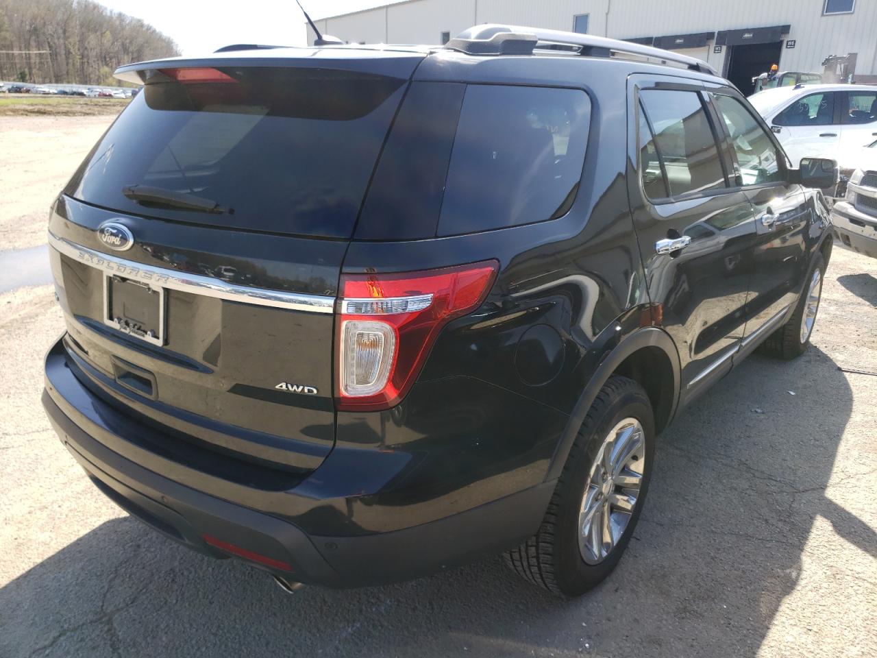 Photo 4 from auction – 2014 FORD EXPLORER X with VIN 1FM5K8D8XEGB54546