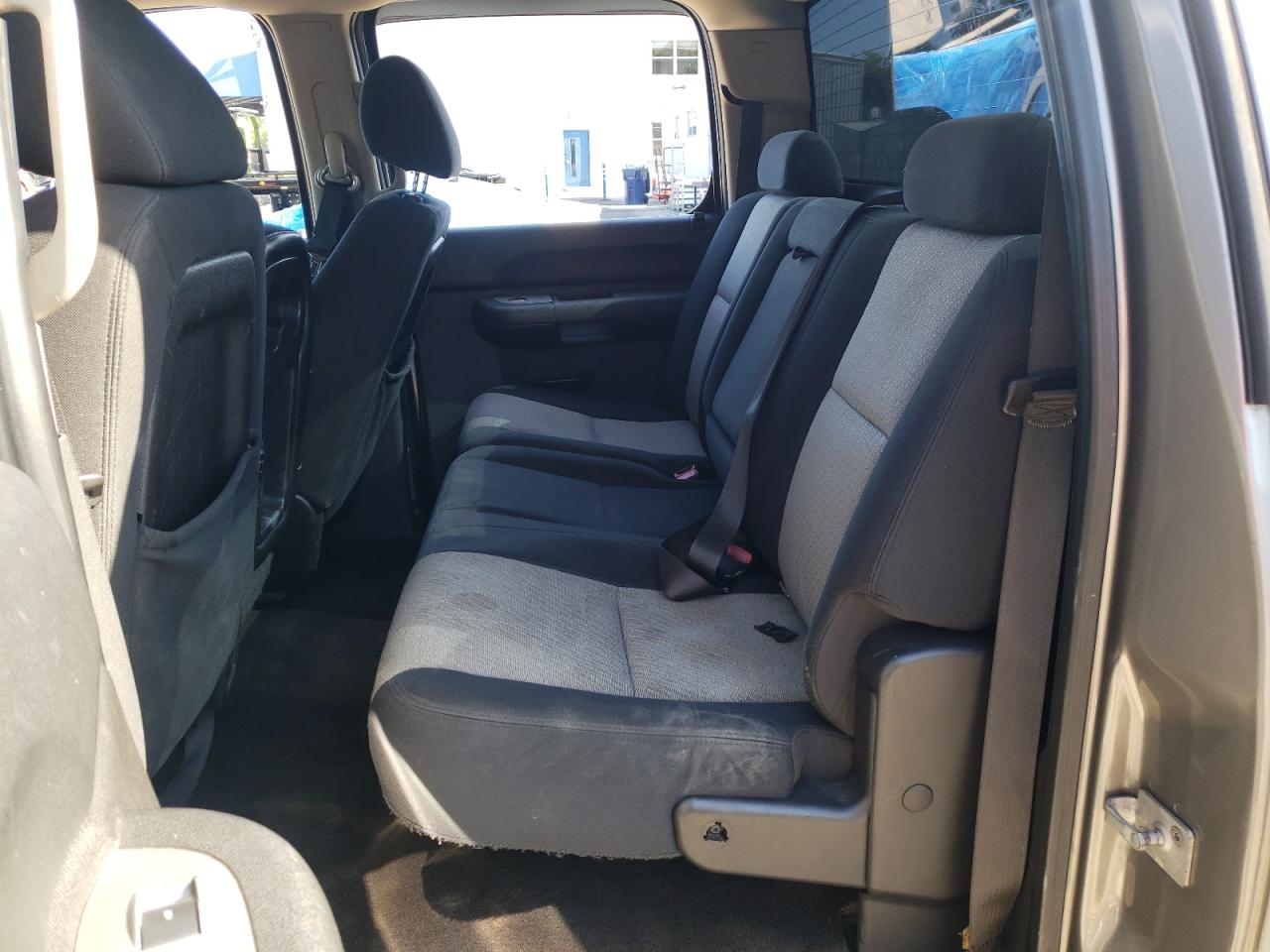 Photo 6 from auction – 2007 CHEVROLET SILVERADO with VIN 2GCEC13C671718398