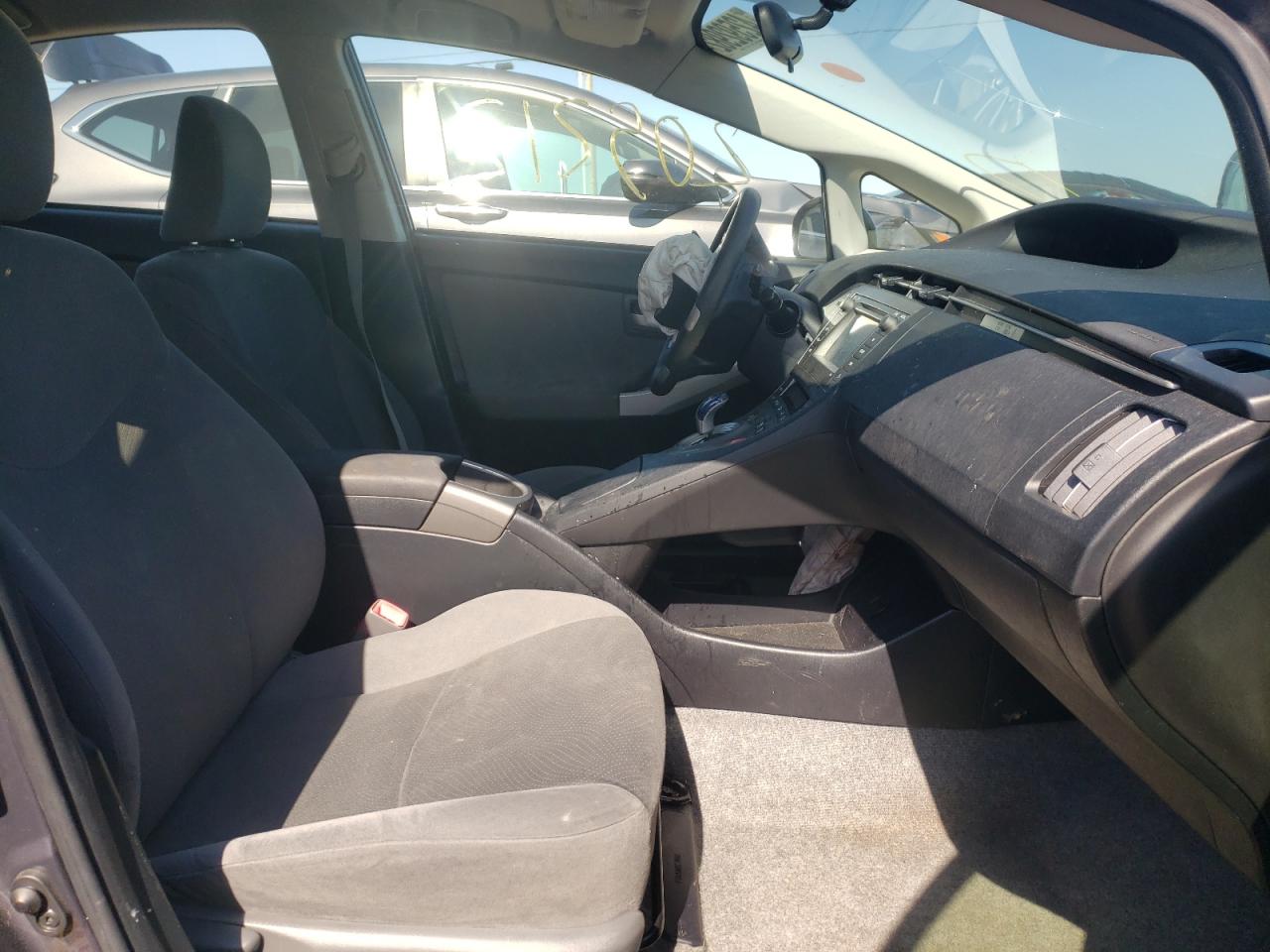 Photo 5 from auction – 2012 TOYOTA PRIUS with VIN JTDKN3DU5C1535459