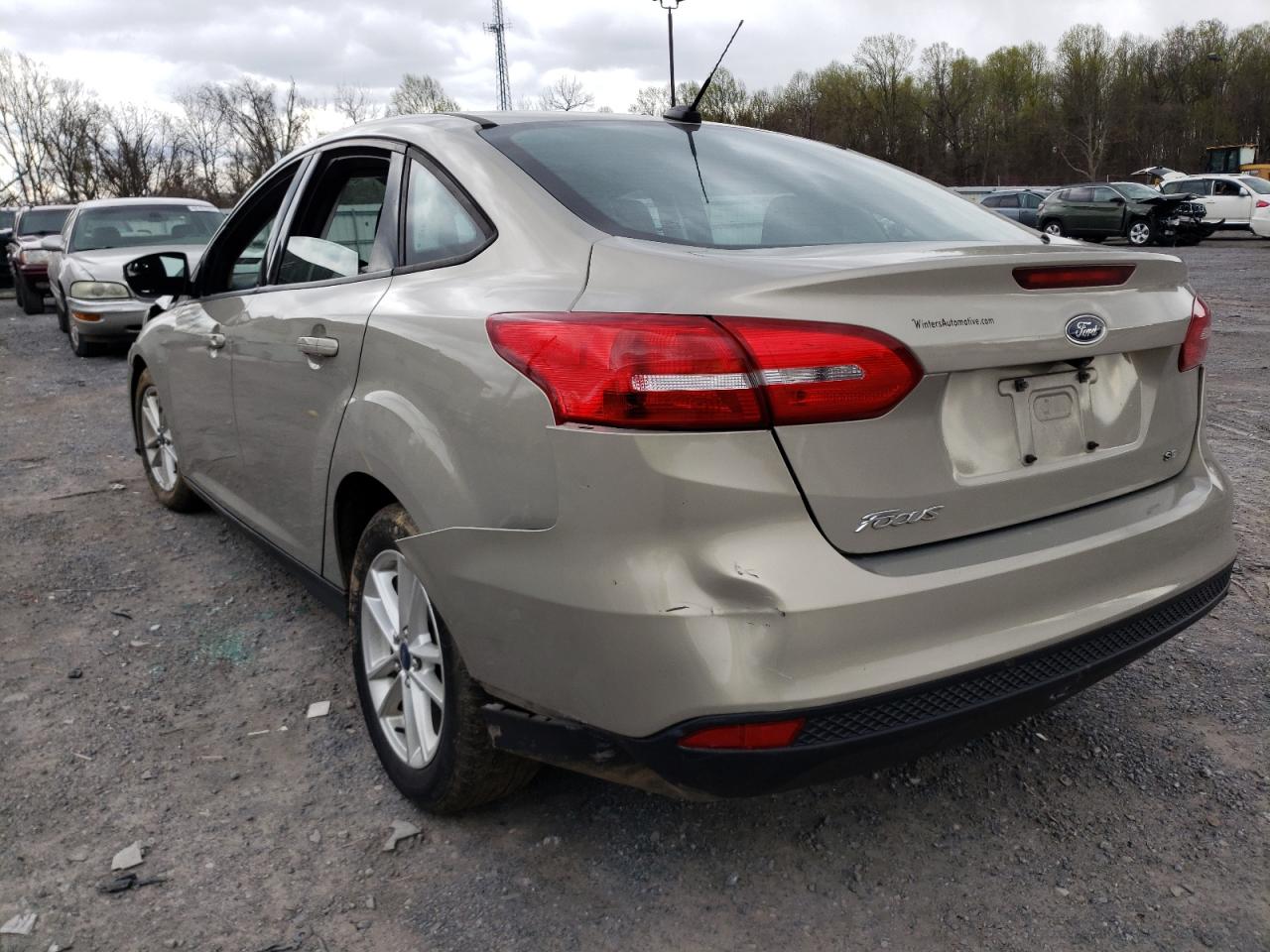 Photo 3 from auction – 2015 FORD FOCUS SE with VIN 1FADP3F22FL291525