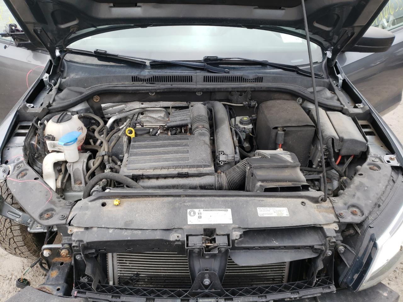 Photo 7 from auction – 2016 VOLKSWAGEN JETTA S with VIN 3VW167AJ8GM397481
