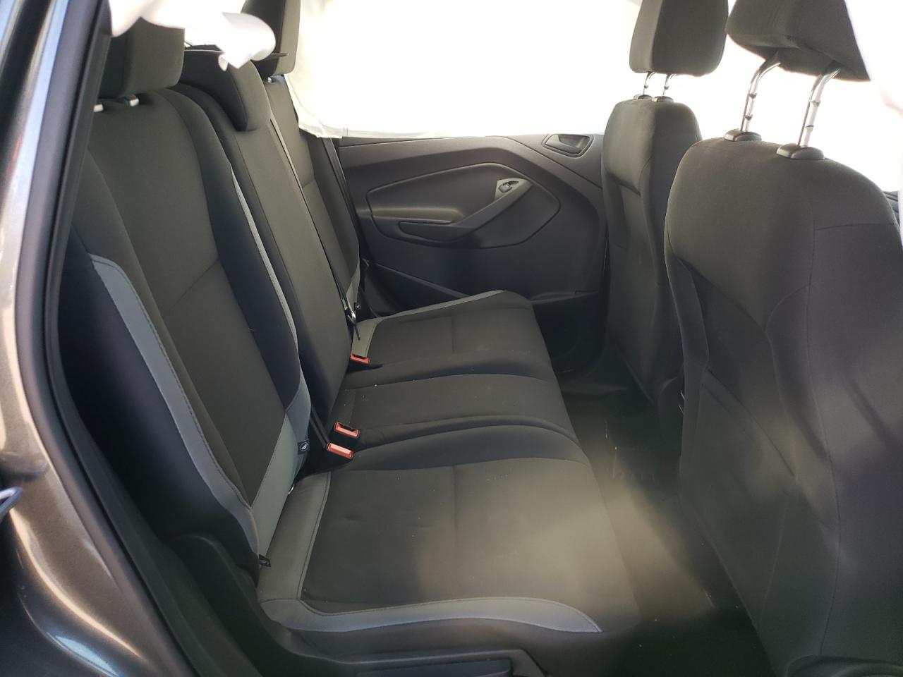 Photo 6 from auction – 2016 FORD ESCAPE S with VIN 1FMCU0F70GUA07504