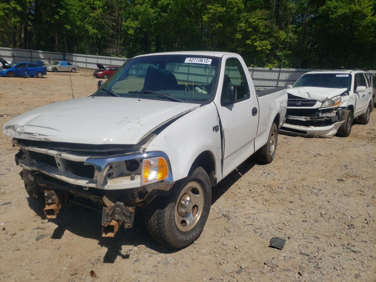 Photo 2 from auction – 2000 FORD F150 with VIN 1FTZF1725YNA88741