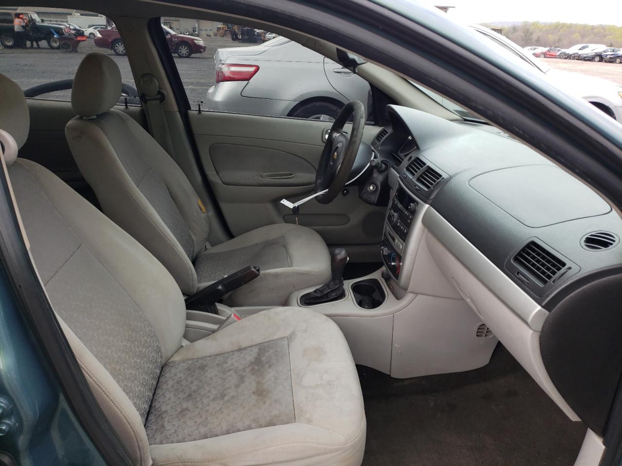 Photo 5 from auction – 2010 CHEVROLET COBALT LS with VIN 1G1AB5F57A7227749
