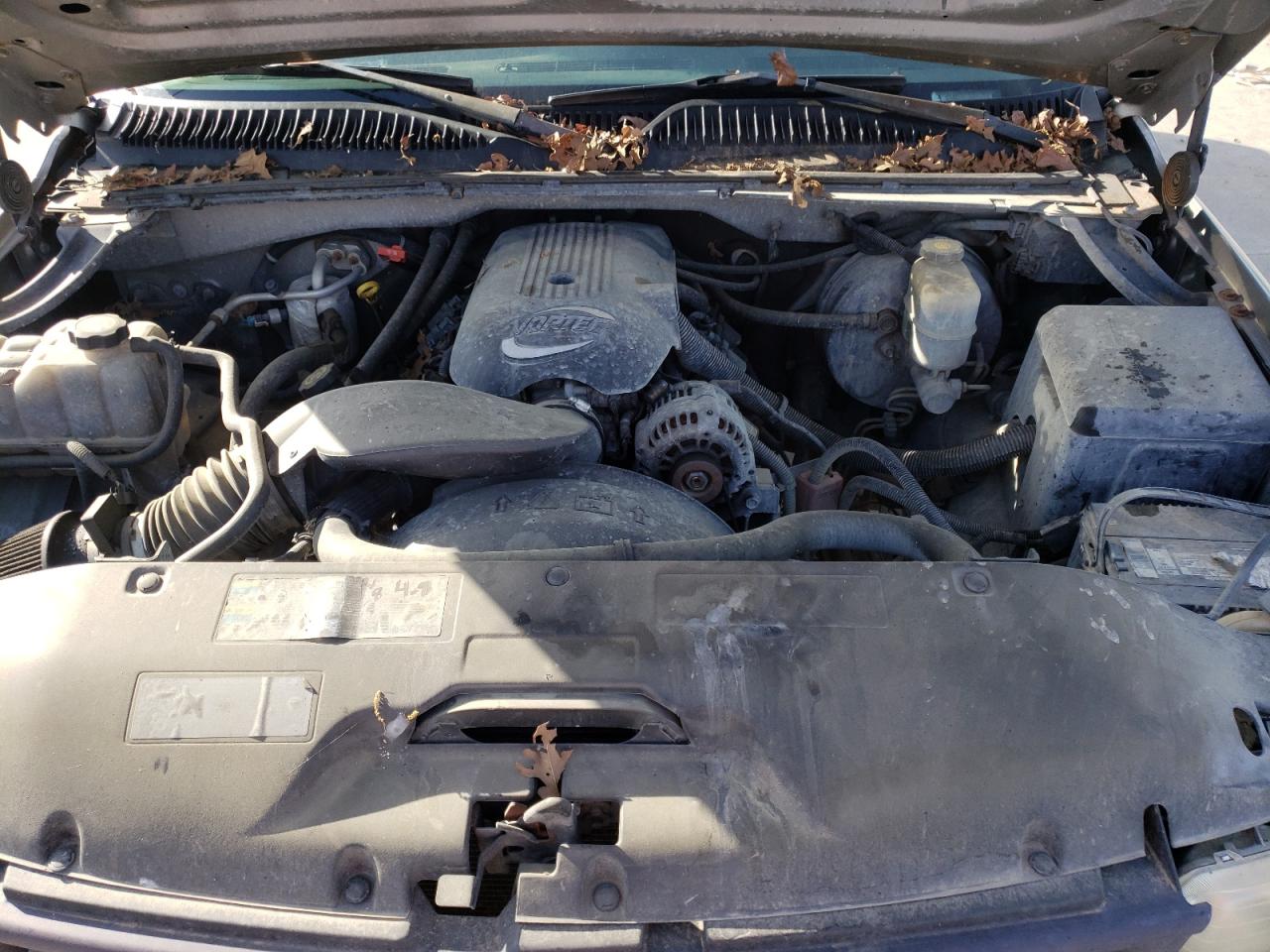Photo 7 from auction – 2002 CHEVROLET SILVERADO with VIN 2GCEC19V021325532