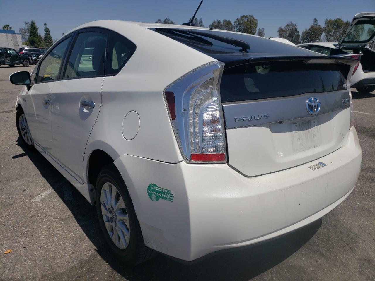Photo 3 from auction – 2013 TOYOTA PRIUS PLUG with VIN JTDKN3DP2D3041737