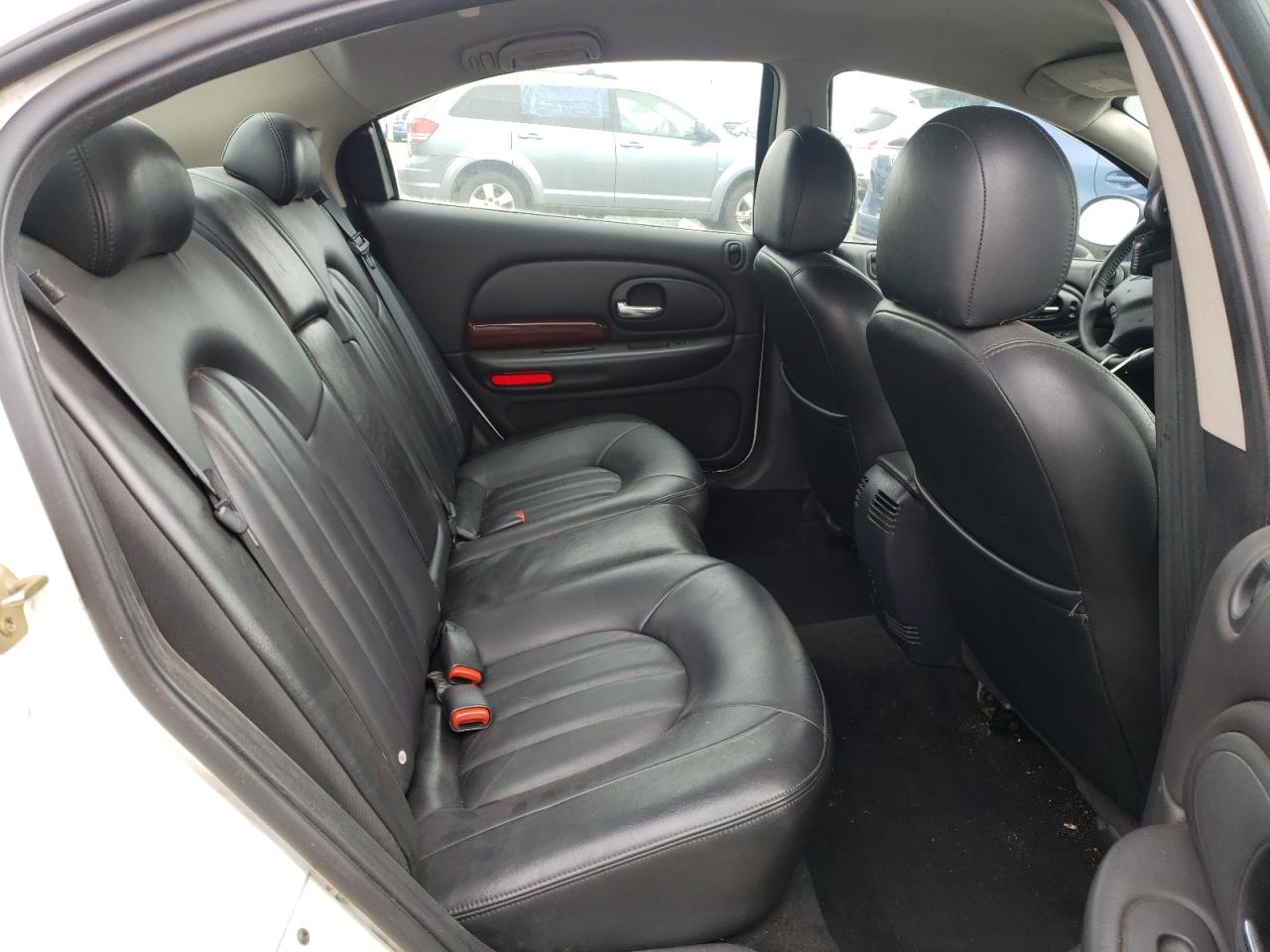 Photo 6 from auction – 2002 CHRYSLER 300M with VIN 2C3HE66G42H150529