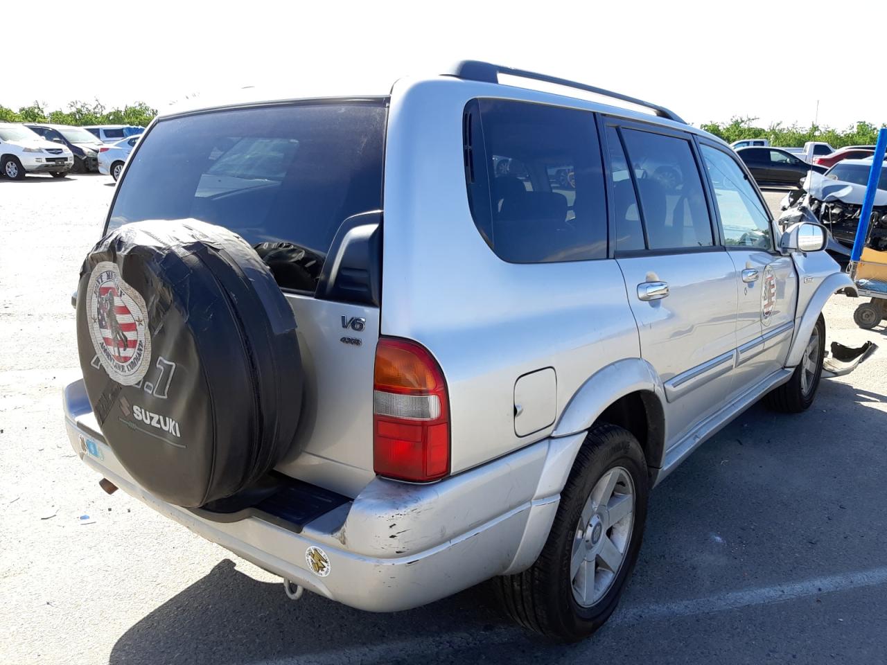 Photo 4 from auction – 2003 SUZUKI XL7 PLUS with VIN JS3TX92V234111931