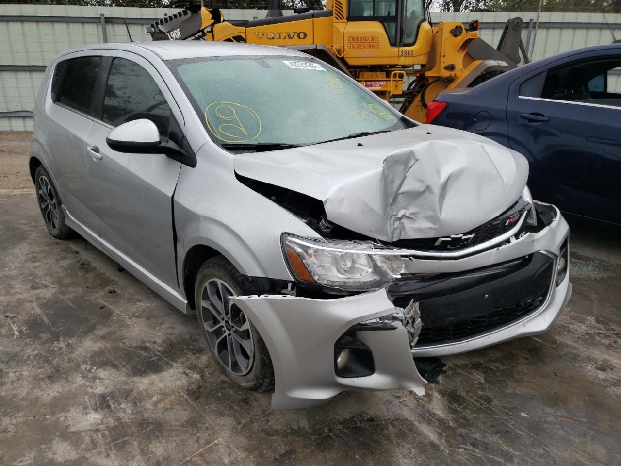 CHEVROLET SONIC LT 2020 with VIN 1G1JD6SB2L4105929 - Photo from auction