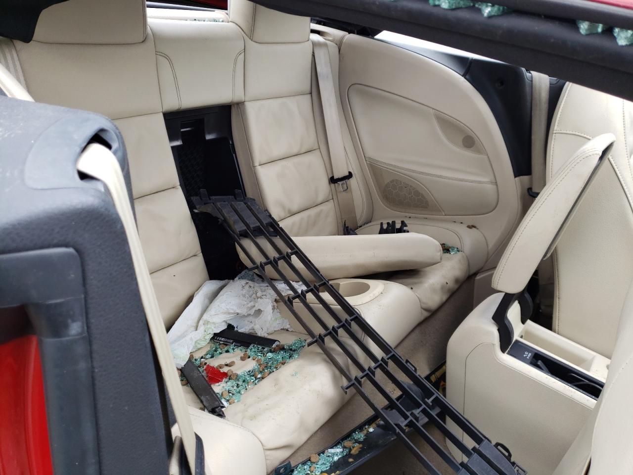 Photo 6 from auction – 2014 VOLKSWAGEN EOS LUX with VIN WVWFW8AH1EV000319