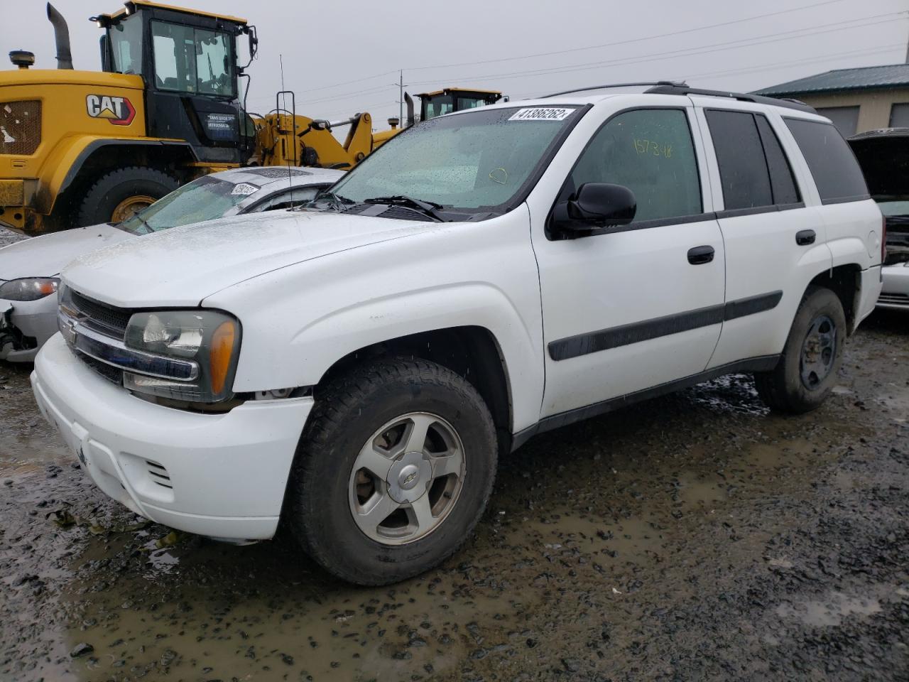 Photo 2 from auction – 2005 CHEVROLET TRAILBLAZE with VIN 1GNDT13S352294816