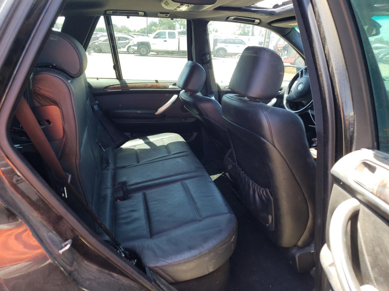 Photo 6 from auction – 2002 BMW X5 4.4I with VIN 5UXFB33542LH39260