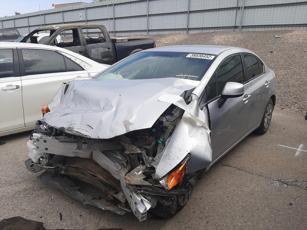 Photo 2 from auction – 2012 HONDA CIVIC LX with VIN 2HGFB2F53CH605831
