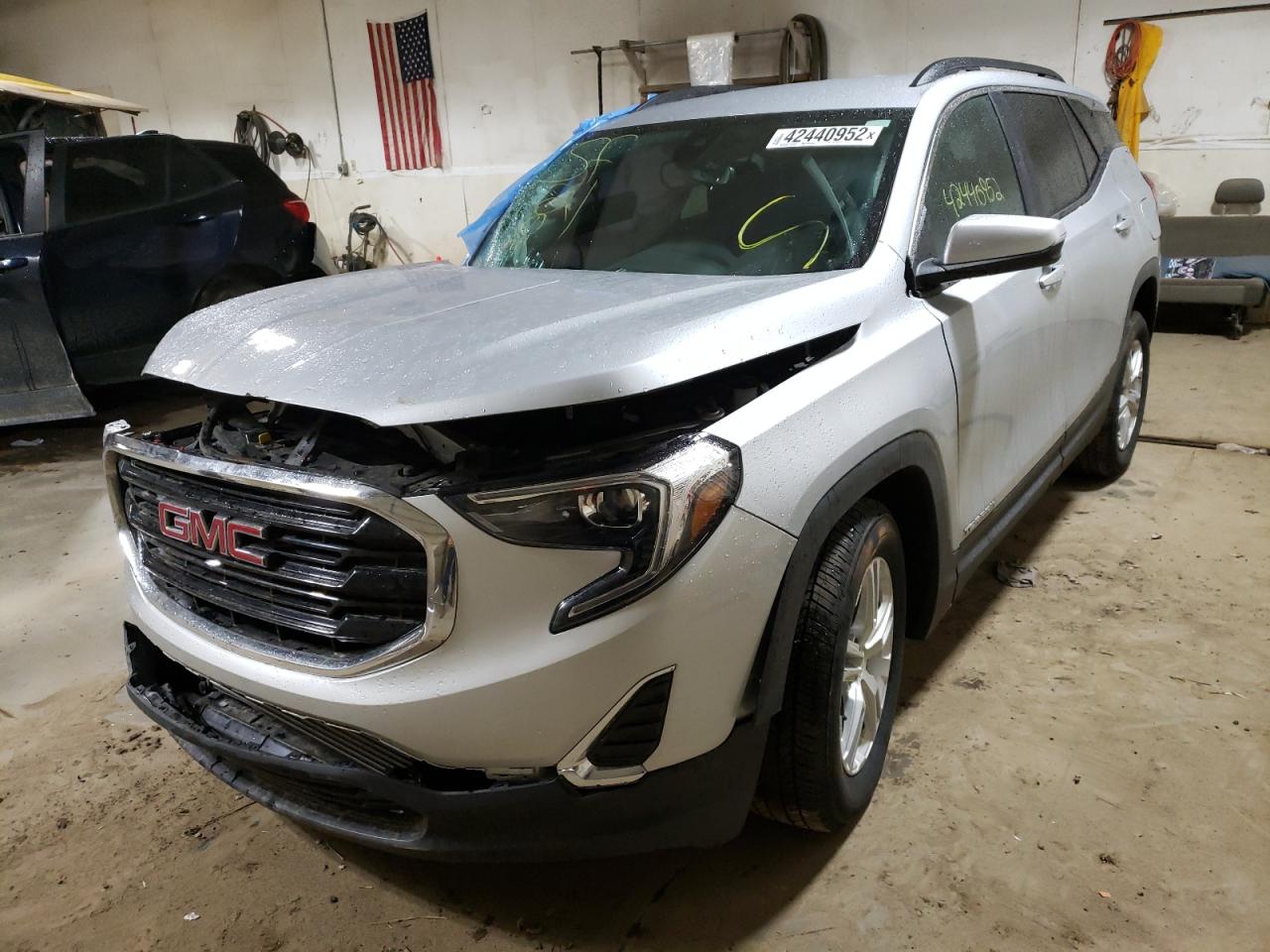 Photo 2 from auction – 2021 GMC TERRAIN SL with VIN 3GKALTEV4ML357857
