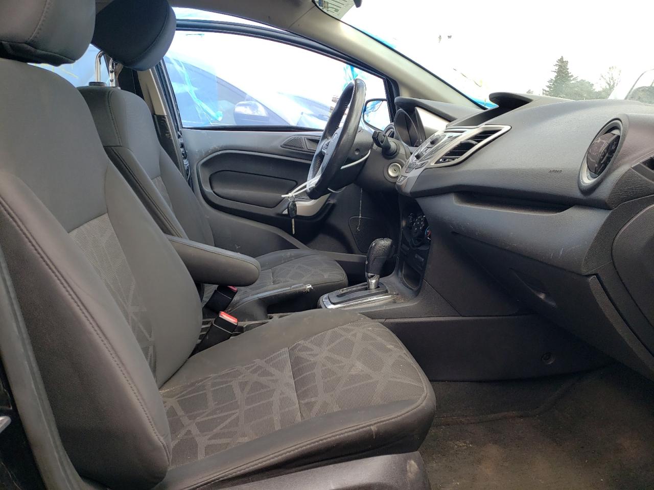 Photo 5 from auction – 2013 FORD FIESTA SE with VIN 3FADP4EJXDM224505